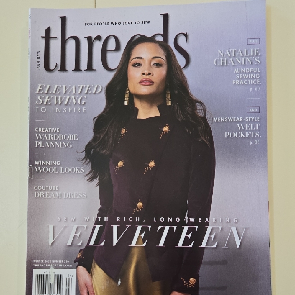 Threads Magazines - Picture 4 of 8